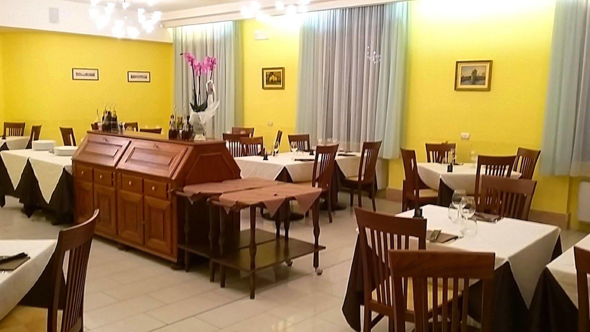 Residenza Il Capitano Bed & Breakfast San Benedetto Po Luaran gambar